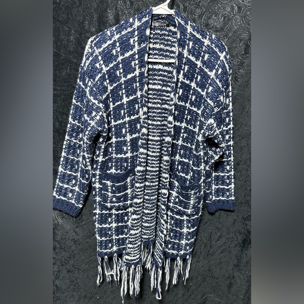 EUC Women's Q2 Collection Sz 8 Navy White Women's Long cardigan Sweater fringe